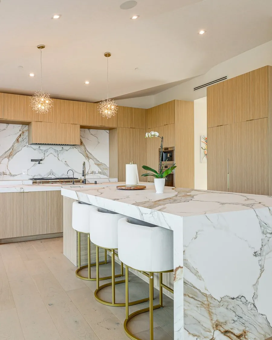 A Golden State kitchen, finished
